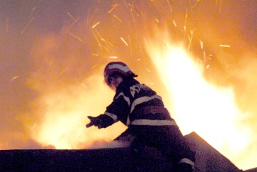 Apel prin 112: o locomotivă a luat foc în portul Constanța!